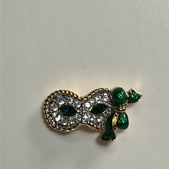 Swarovski Crystal Brooch Mask Tac Pin green,Swan stamped 1/2 x 1 inch - Picture 9 of 12
